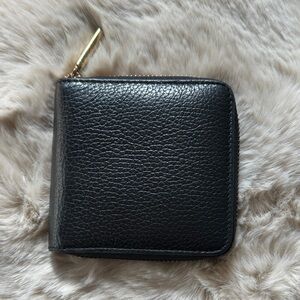 Cuyana small classic zip around wallet - black pebbled leather